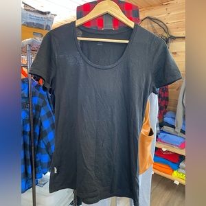 Icebreaker women’s large black scoop neck tee shirt
